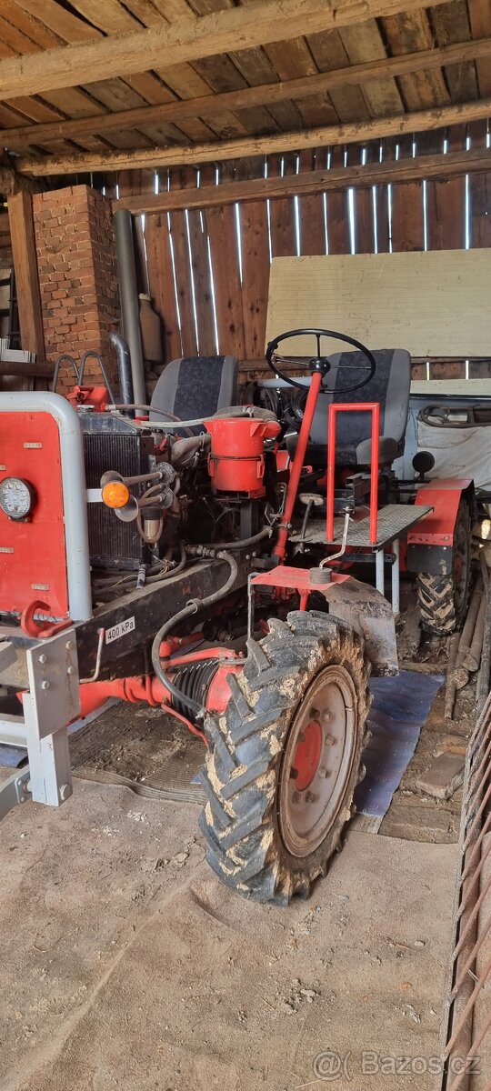 Traktor domani výroby