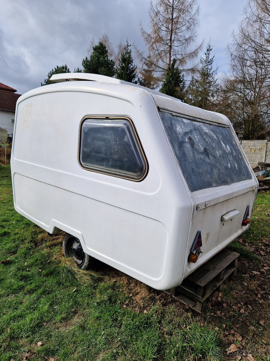 Obytný přivĕs karavan mini