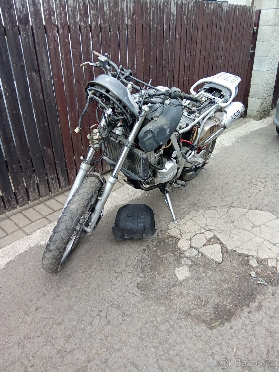 BMW f650