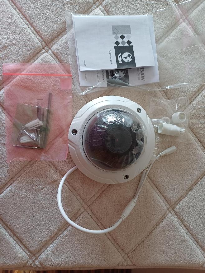 Prodám kameru IP kupolová Hikvision 2MP 2,8-12 HWI-D620H-Z