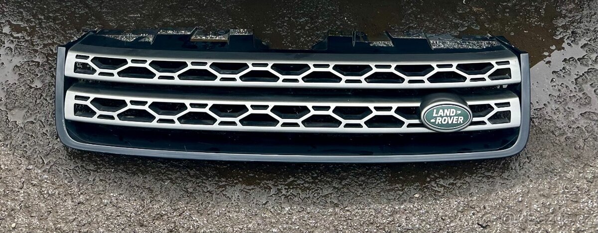 Land Rover Disovery Sport L550 (2018) - přední maska