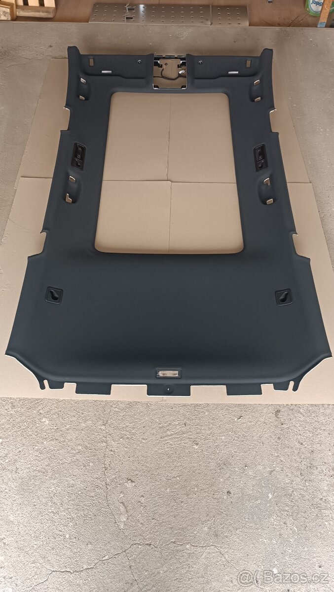 R-Line interiér VW PASSAT B8