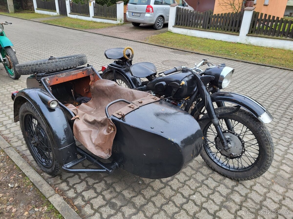 Dněpr,Ural M 72 s Tp
