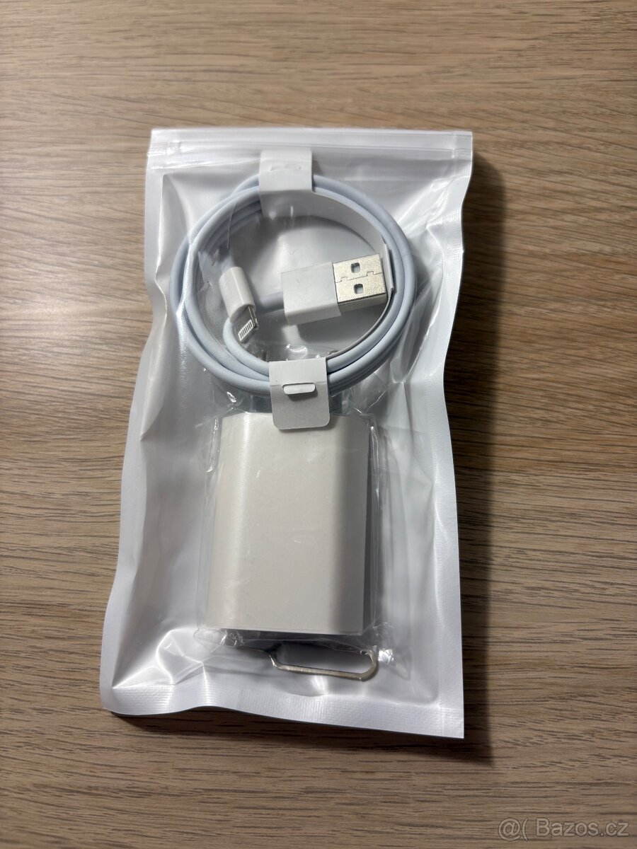 Lightning kabel pro iPhone