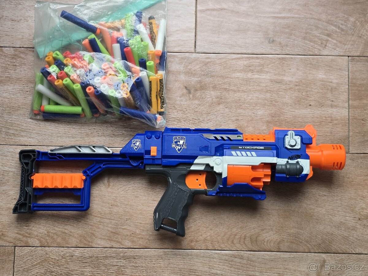 Nerf Stockade
