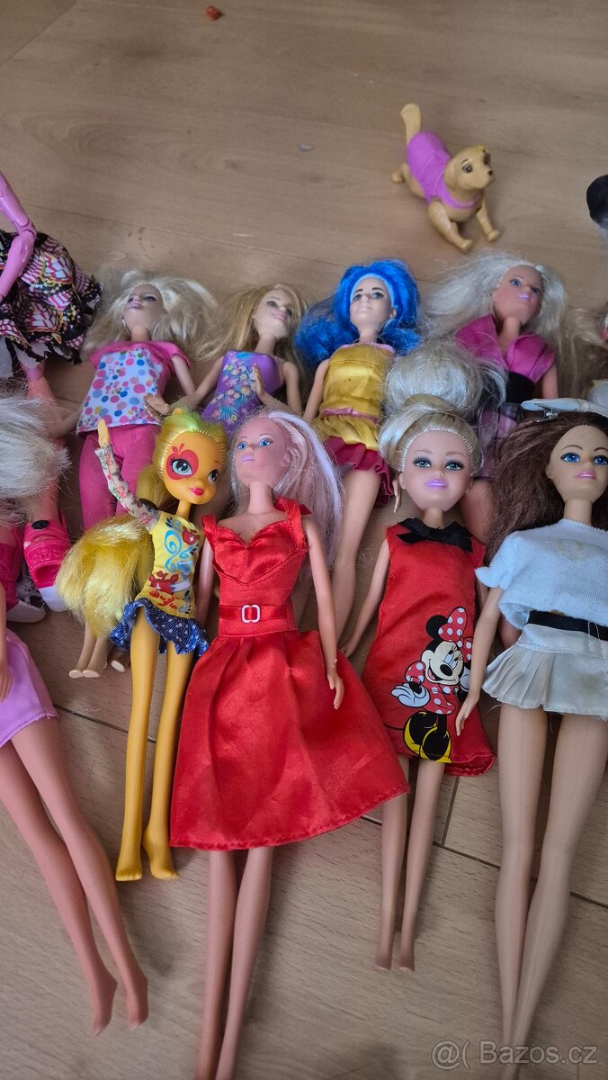 BARBIE panenky a doplňky