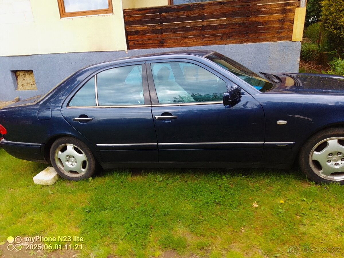 Prodám mercedes w210 e200