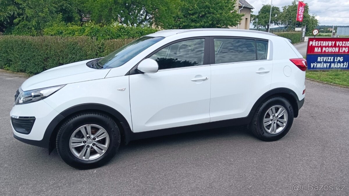 Kia Sportage 1.6 I 99 KW ČR první majitel
