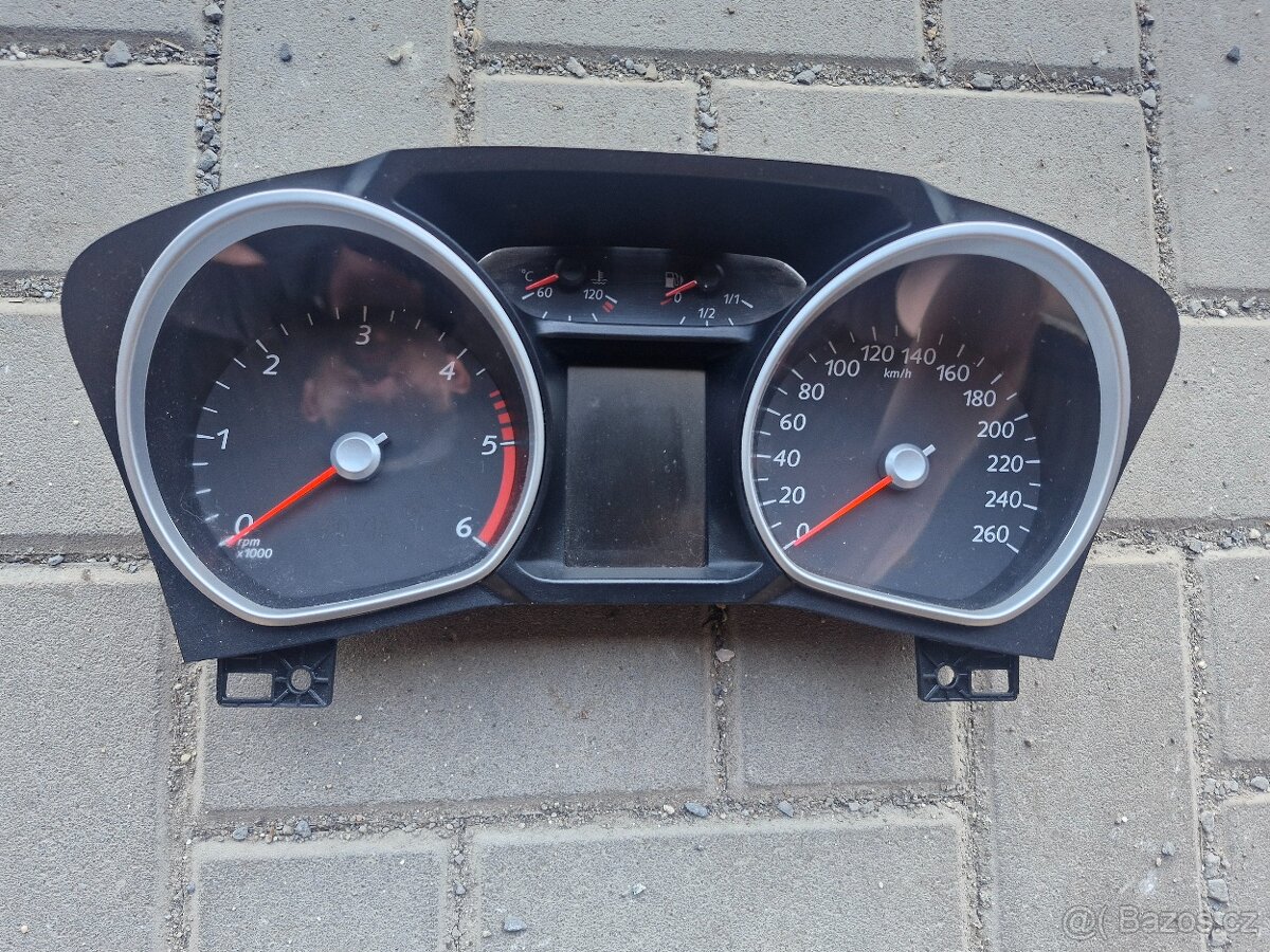 Budíky z Ford Mondeo MK4 facelift 1.6TDCi 85kw