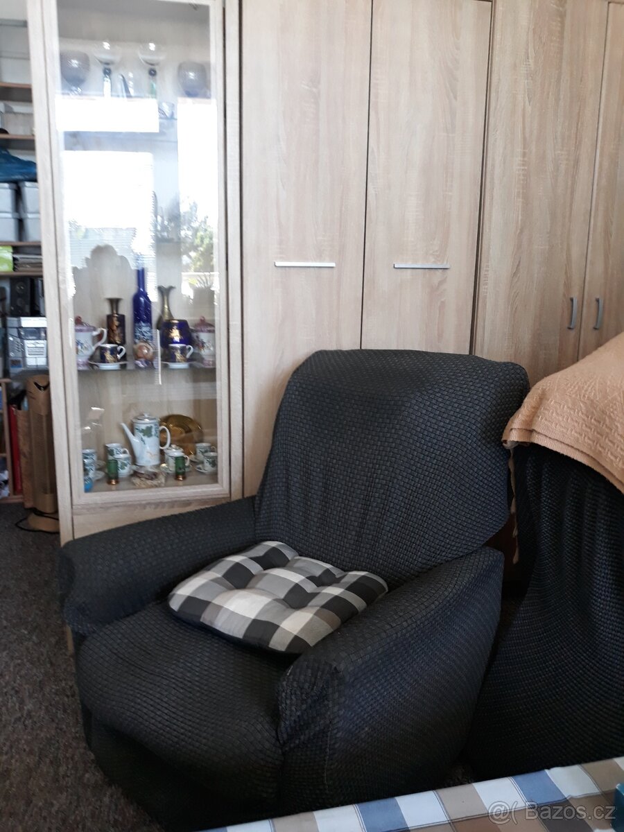 Prodám polohovací křeslo