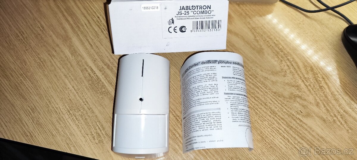 JS-25 COMBO Detektor pohybu osob a rozbití skla Jablotron