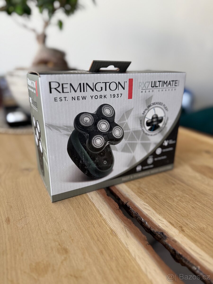 Holicí strojek na hlavu Remington RX7 XR1600
