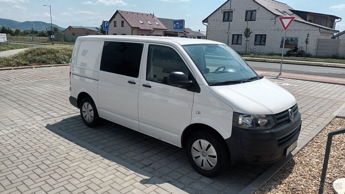 Transporter T5 rv.2015 5míst