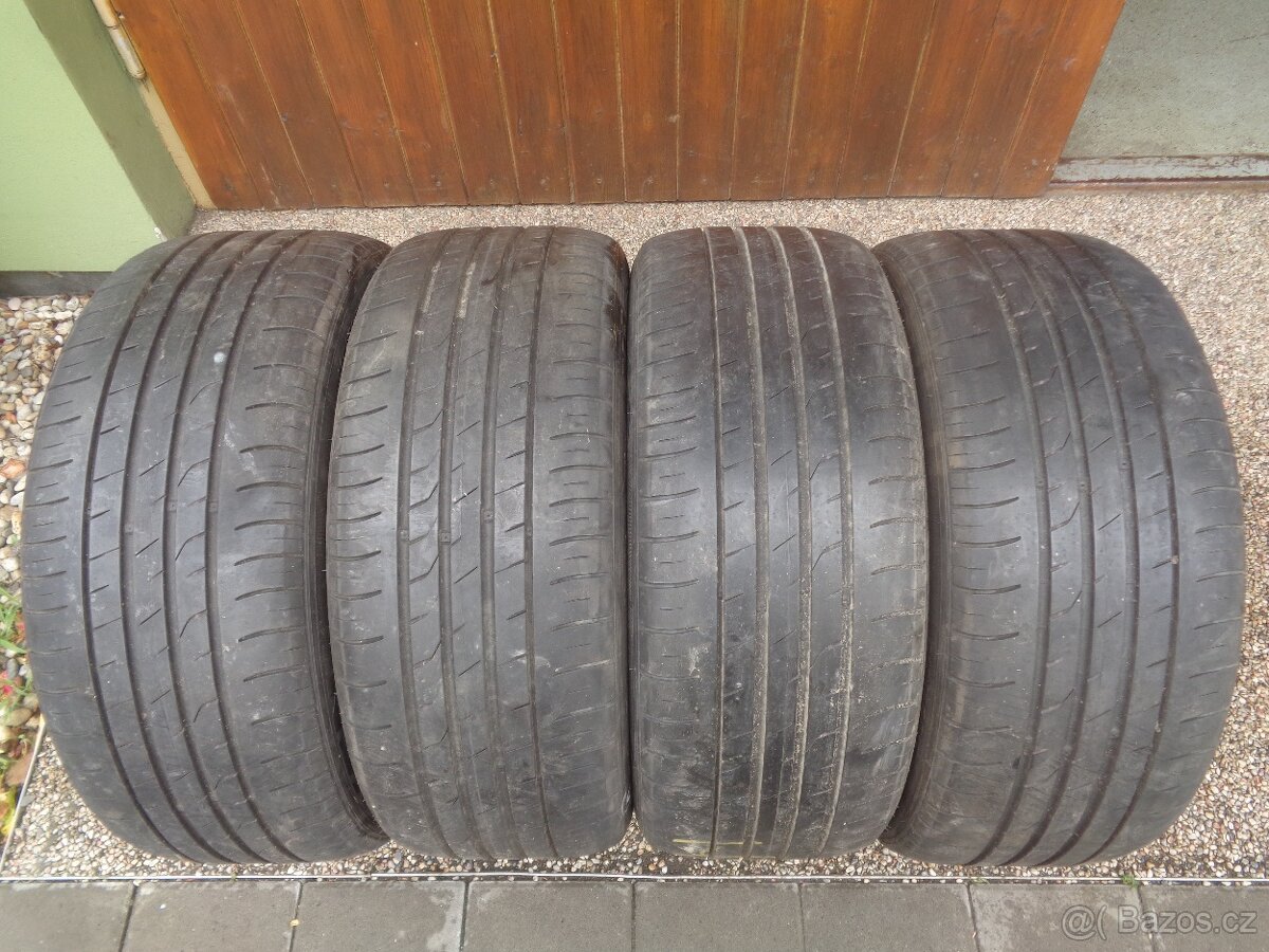 Letní pneu 215/50/17 R17 Nexen