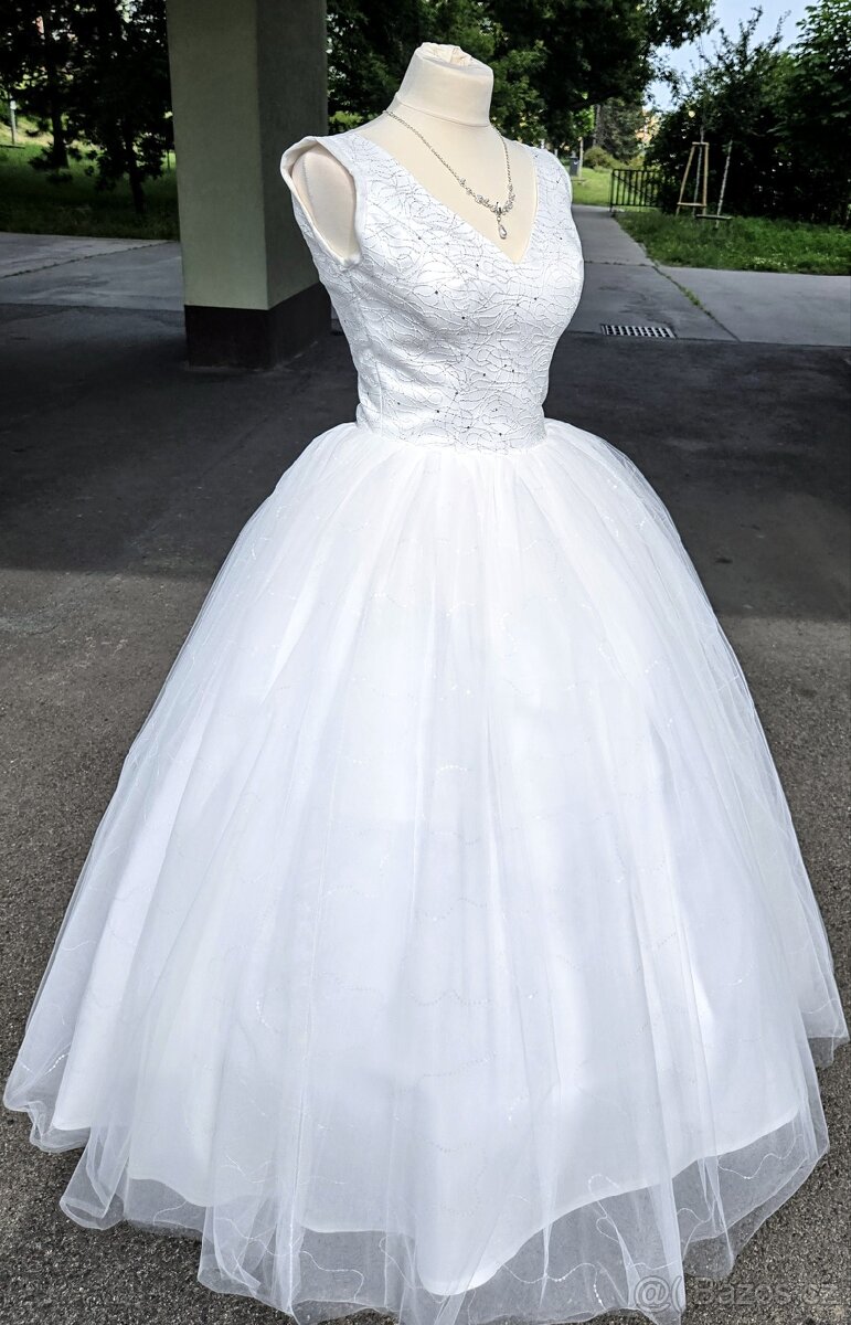 NOVÉ TŘPYTIVÉ svatební šaty GLITTER do TANEČNÍCH