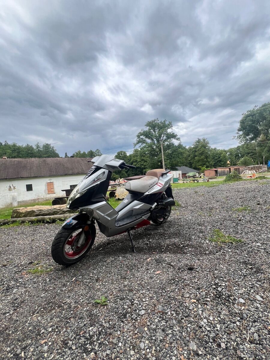 Prodám skůtr 50ccm