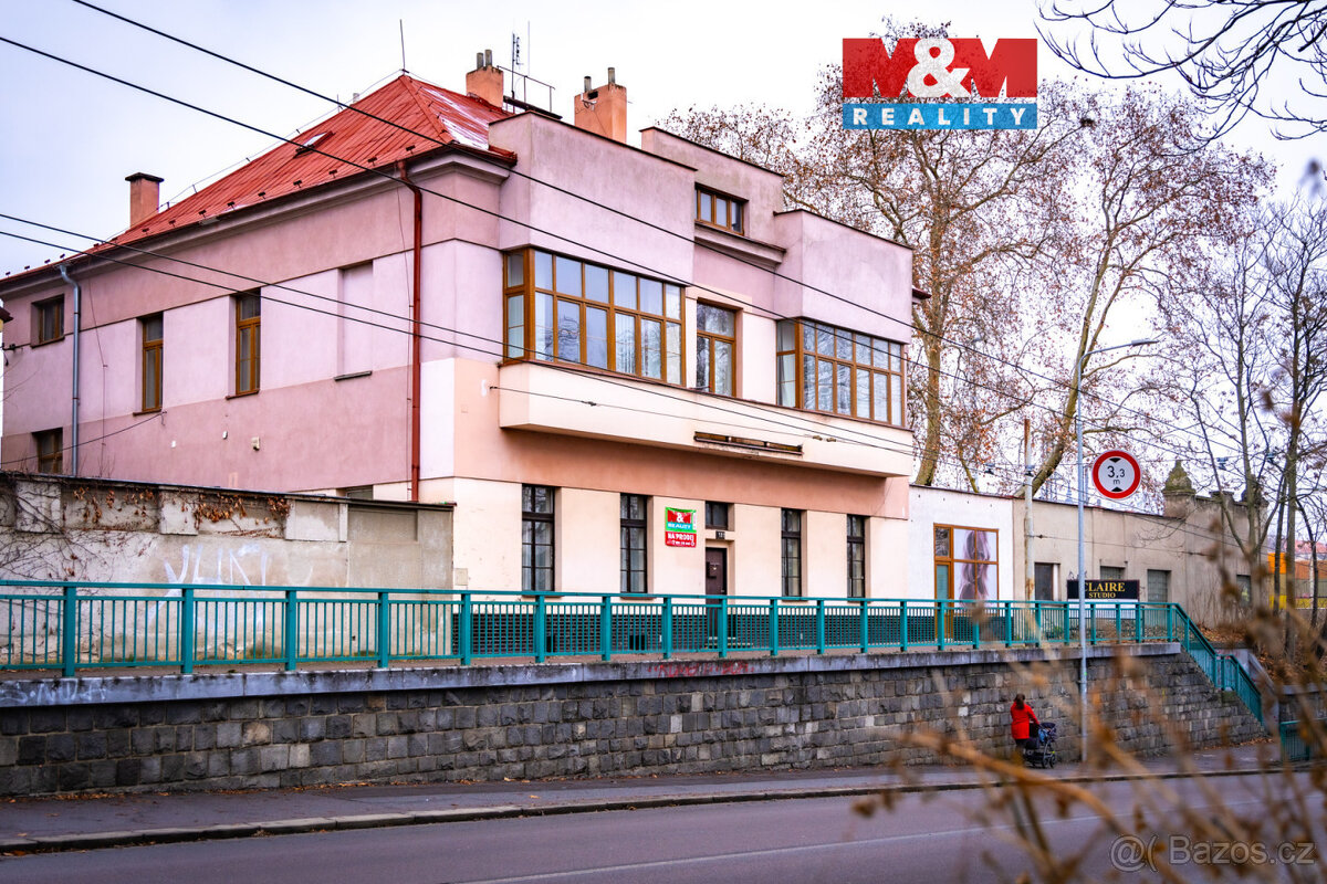 Pronájem skladu, 200 m², Pardubice, ul. Jana Palacha