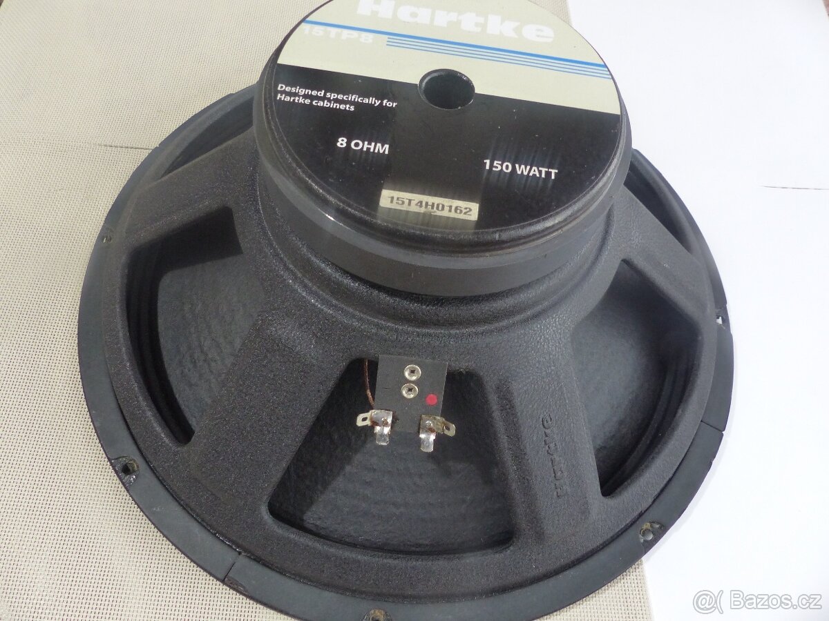 Basový reproduktor  8 ohmů 150W