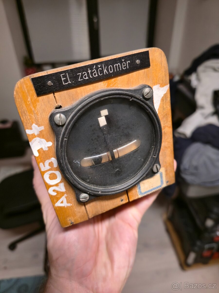 Aviatika - zatáčkoměr FI 22412 Wendezeiger