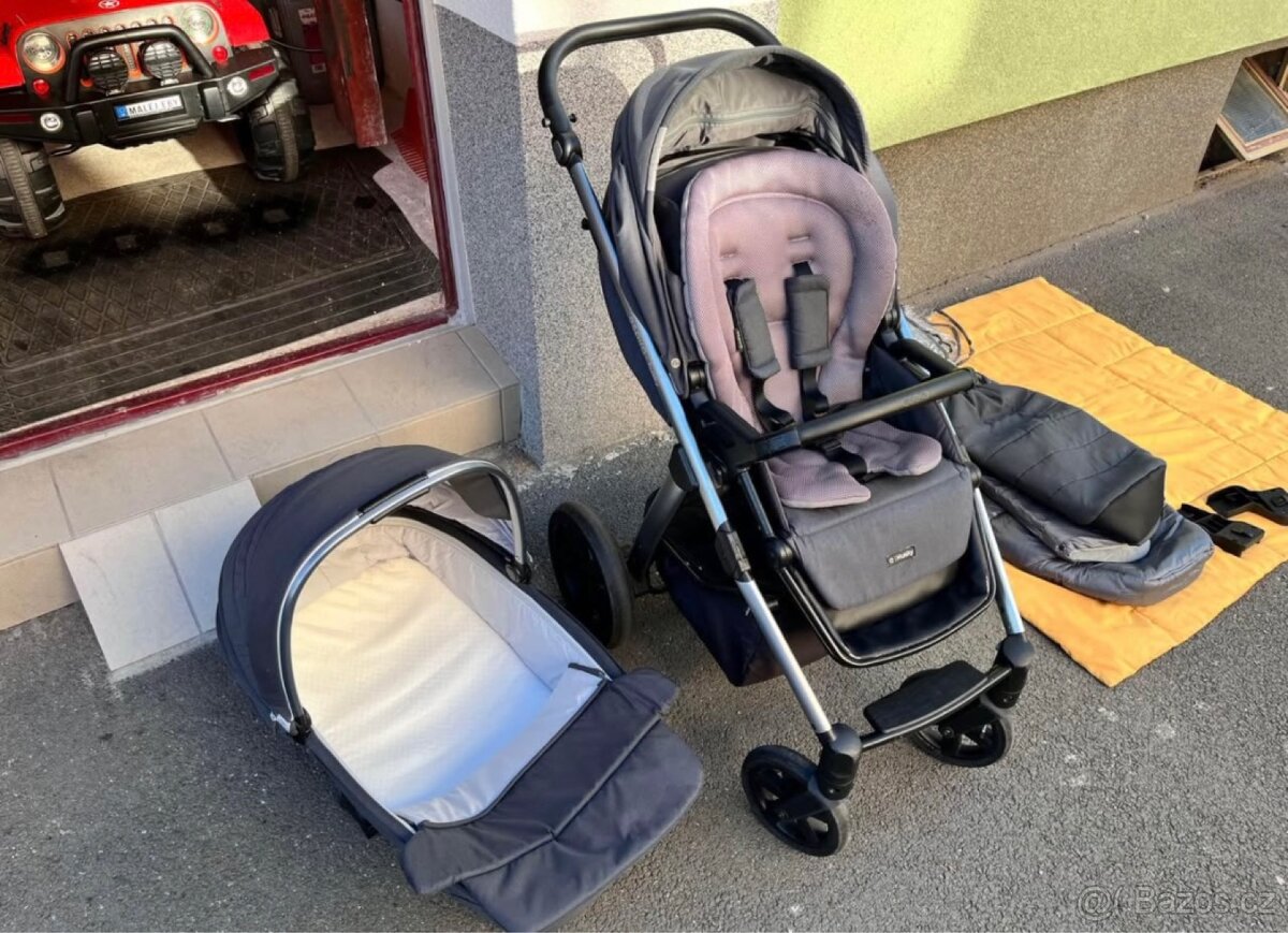 Kočárek ESPIRO Husky