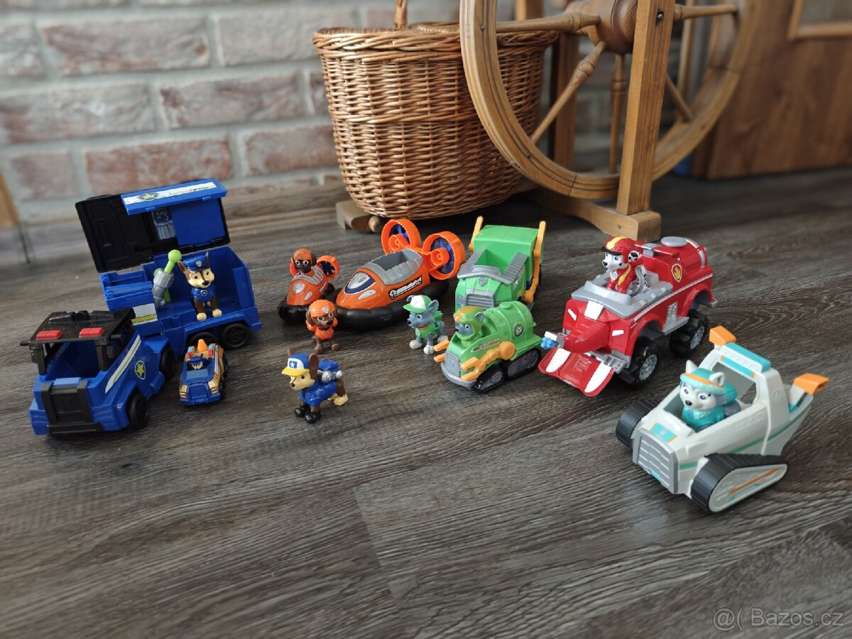 Tlapková patrola figurky a auta