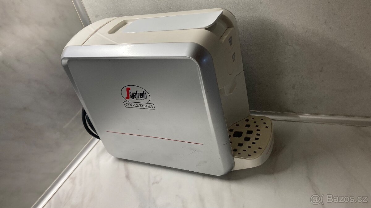 Kávovar segafredo