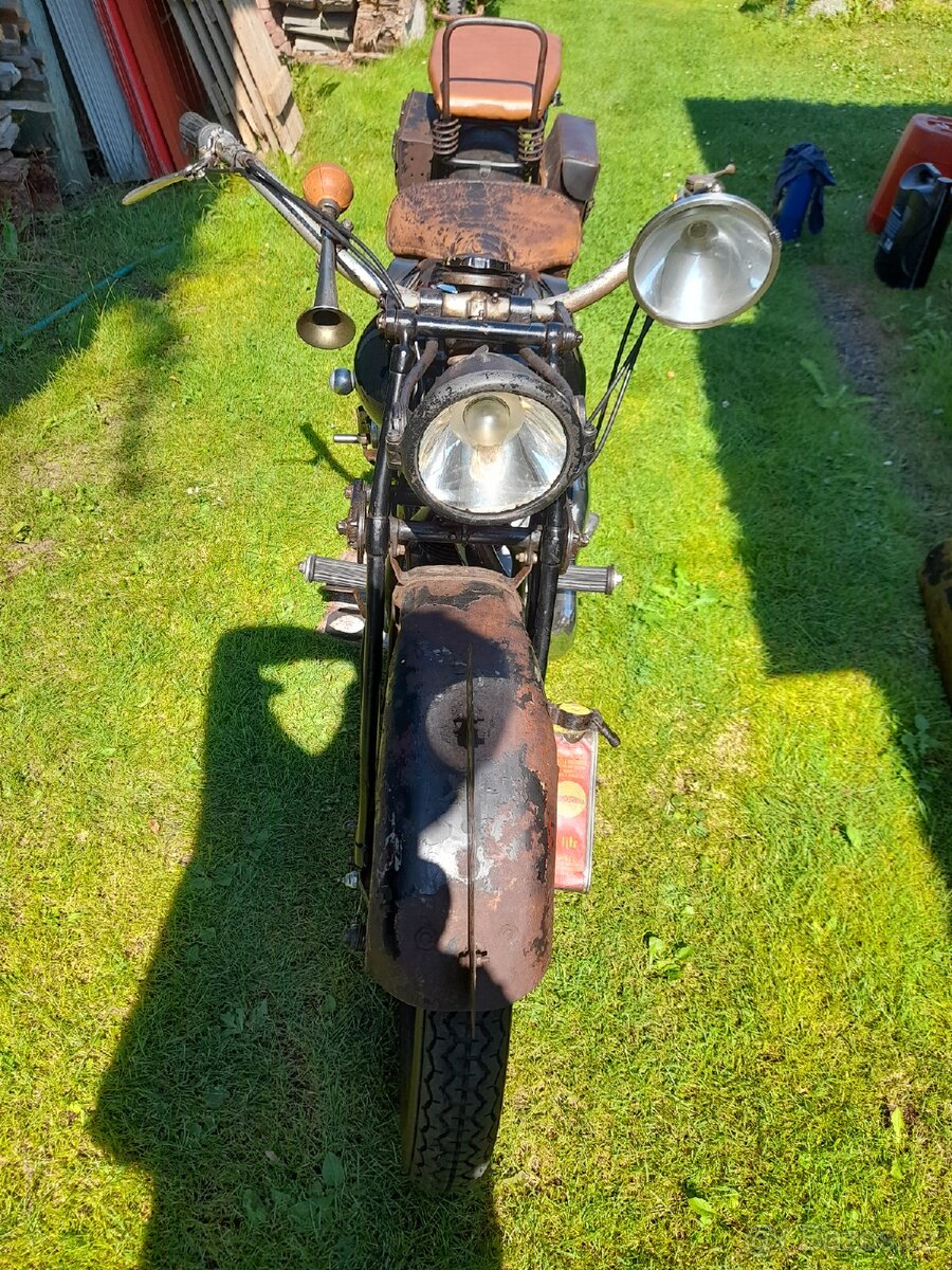 Koupim Praga i vrak díly.