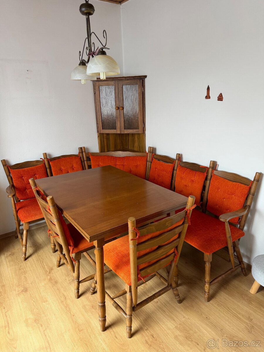 Prodám jídelní kout