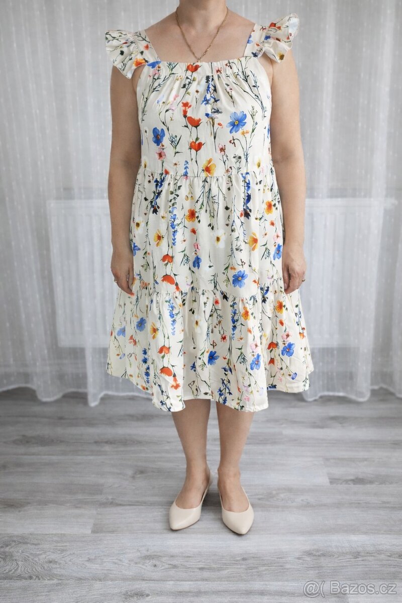 Krásné nové šaty