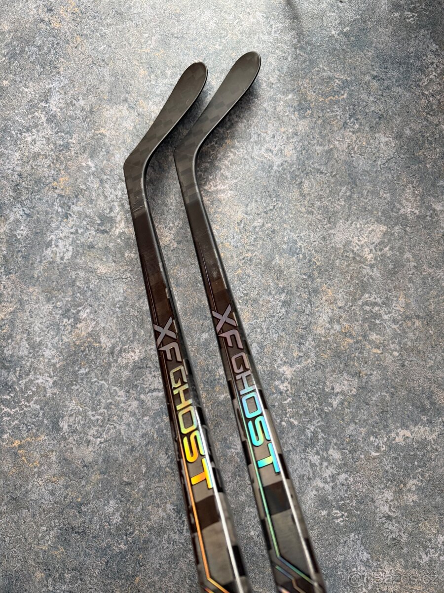 Hokejky CCM XF GHOST, pravá P28, Flex 75
