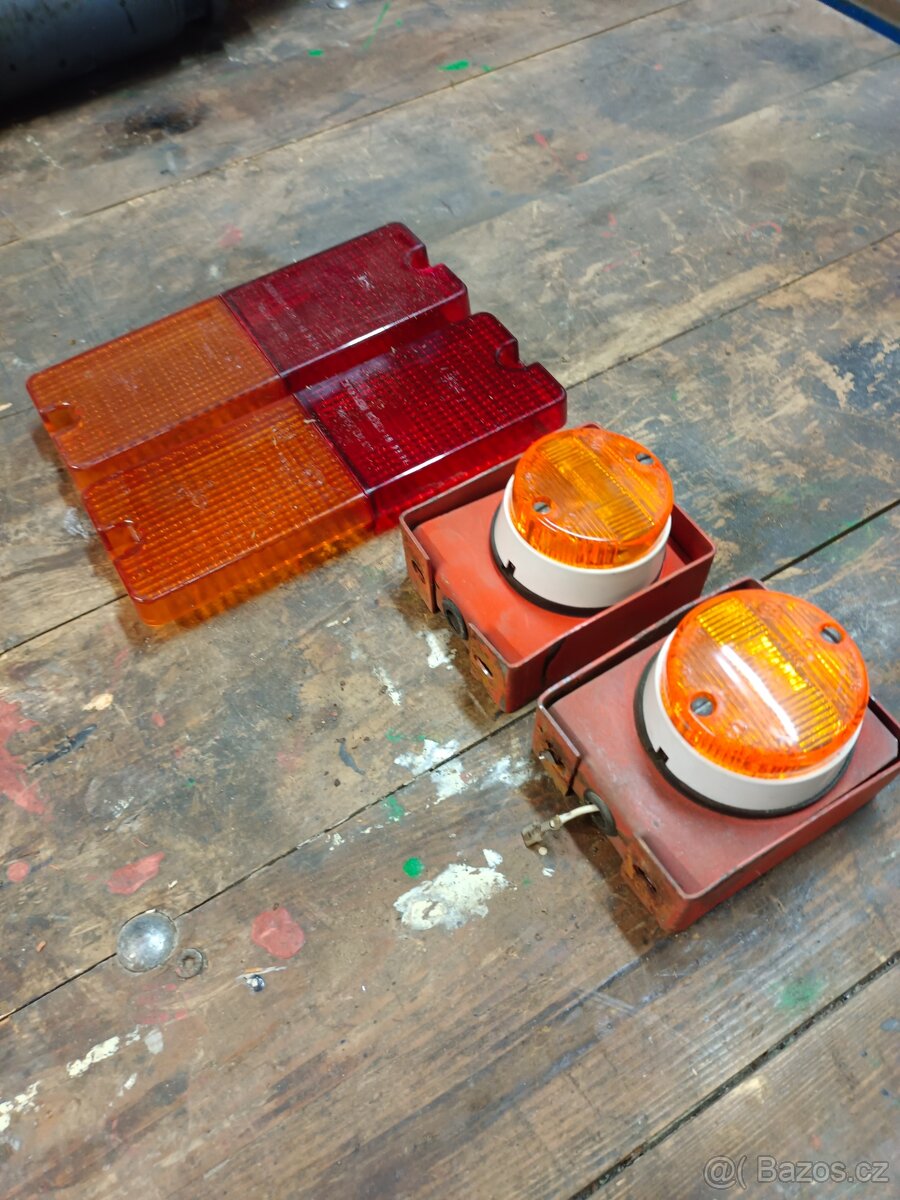 Blinkry a kryty světel Zetor Crystal