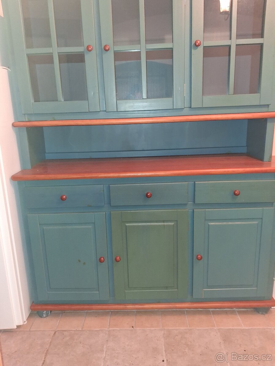 Nábytek . Vše dohodou