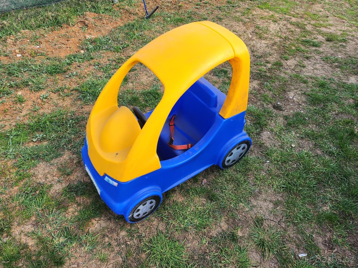 dětská plastová auta