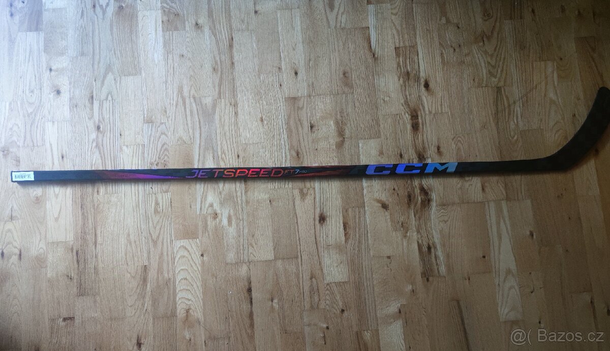 Prodám zcela novou hokejku CCM Jetspeed FT7 PRO, pravá