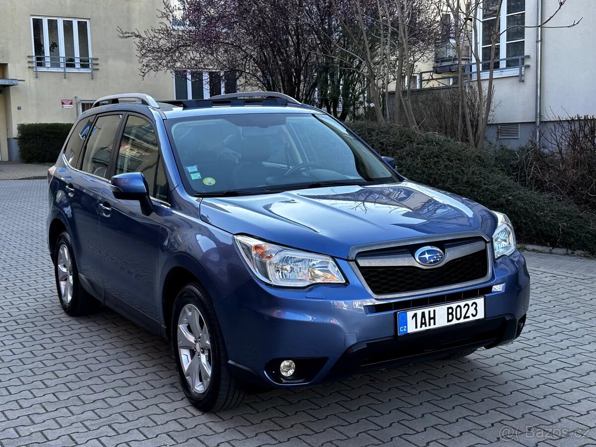 Subaru Forester 2.0 D 4x4 Kůže Navi Xenony Panorama Tažné 2t