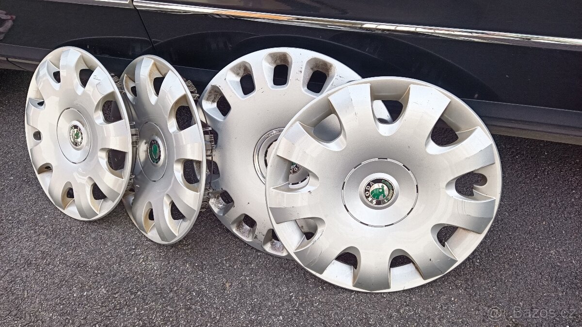 Kryty kol 15" Škoda Octavia