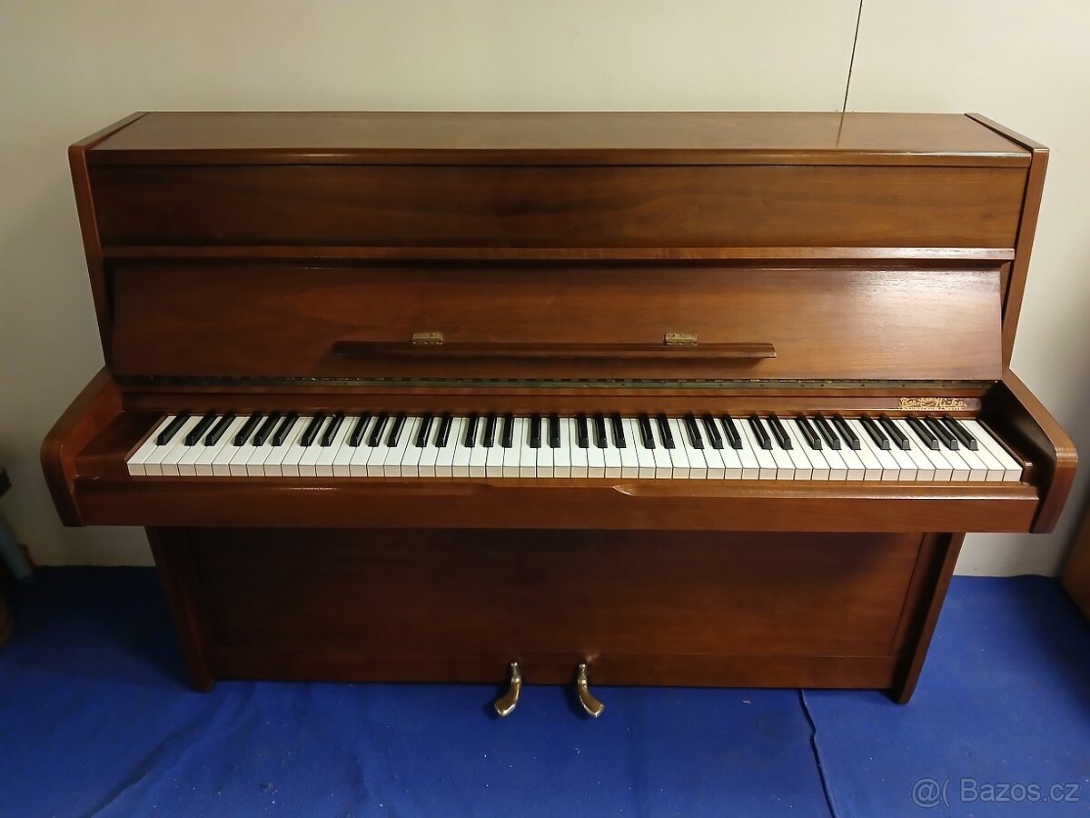 Zánovní profesionální pianino zn. YOUNG CHANG záruka+doprava