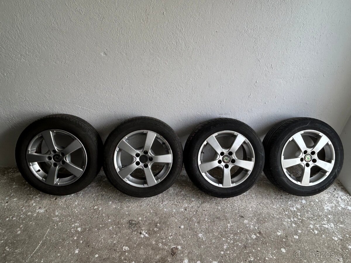 Alu kola R15 5x100 VW,Škoda + letní pneu 195/55/15