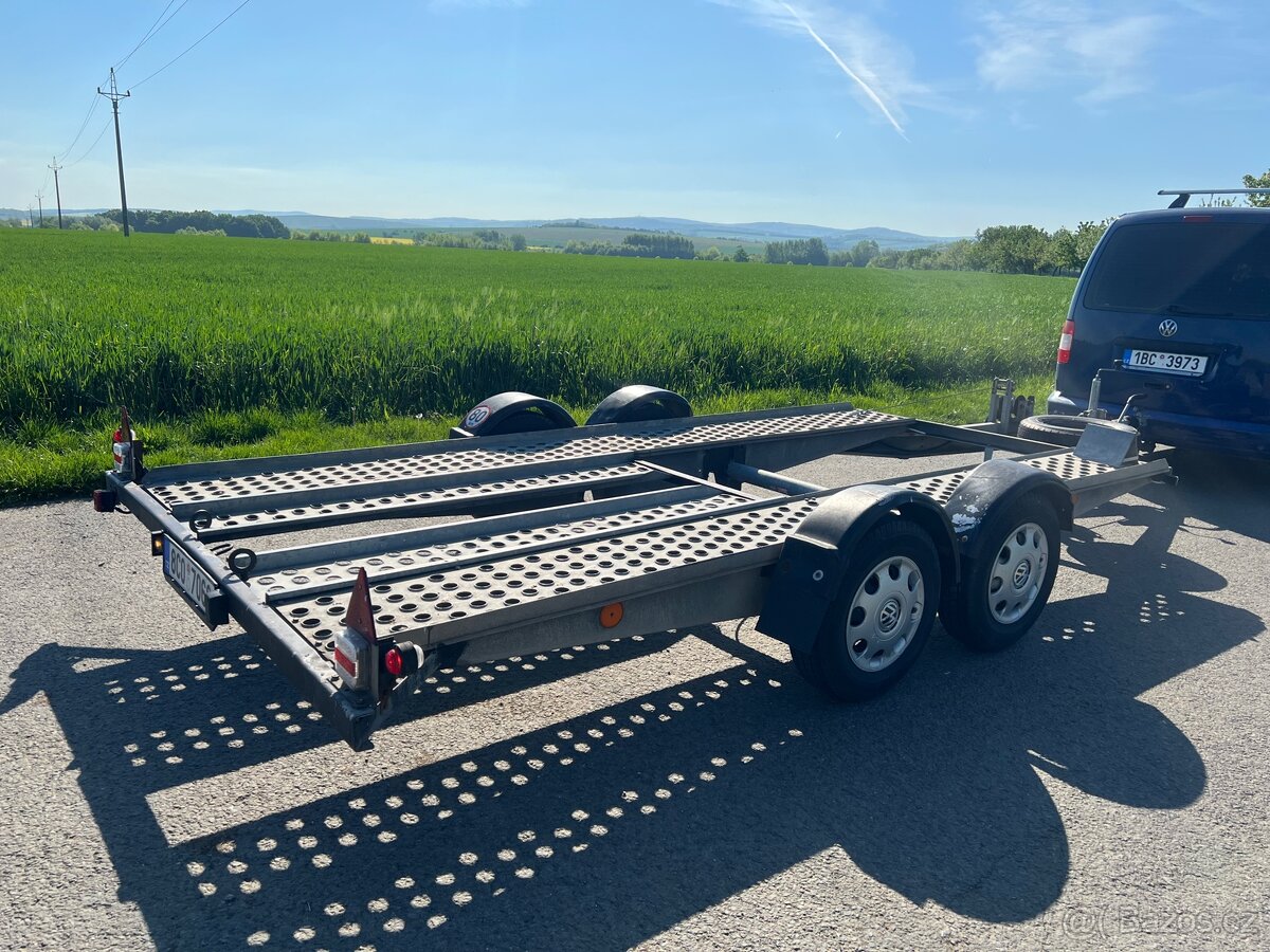 Autopřepravník, podval,vlek na auto.