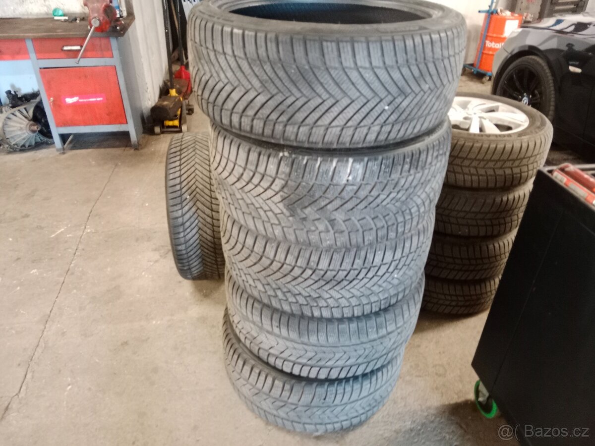 Pneu letní + zimní r19