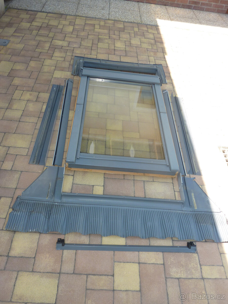 Velux střešní okno GZL M06 1054