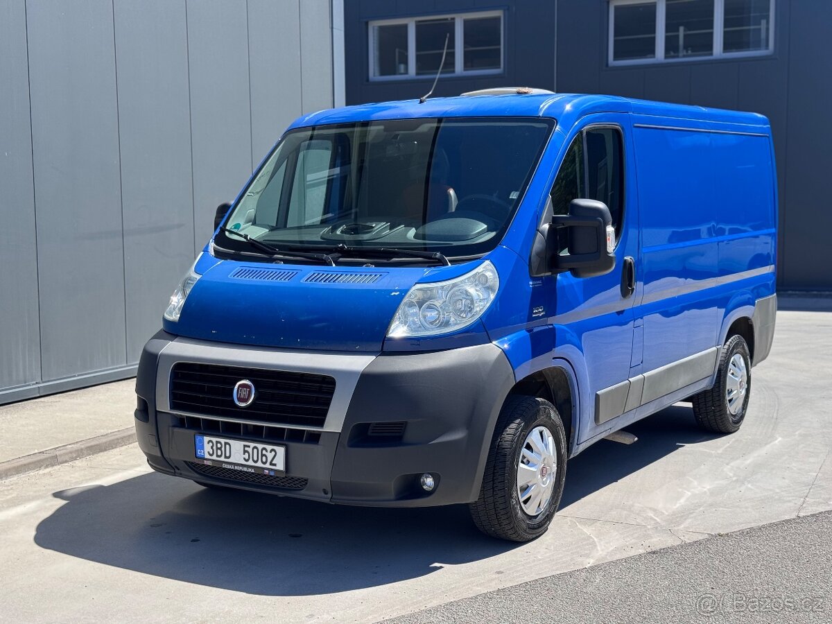 Fiat Ducato 2.2 HDI L1H1 Modrá metalíza