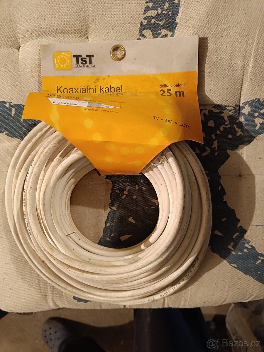 Koaxiální kabel