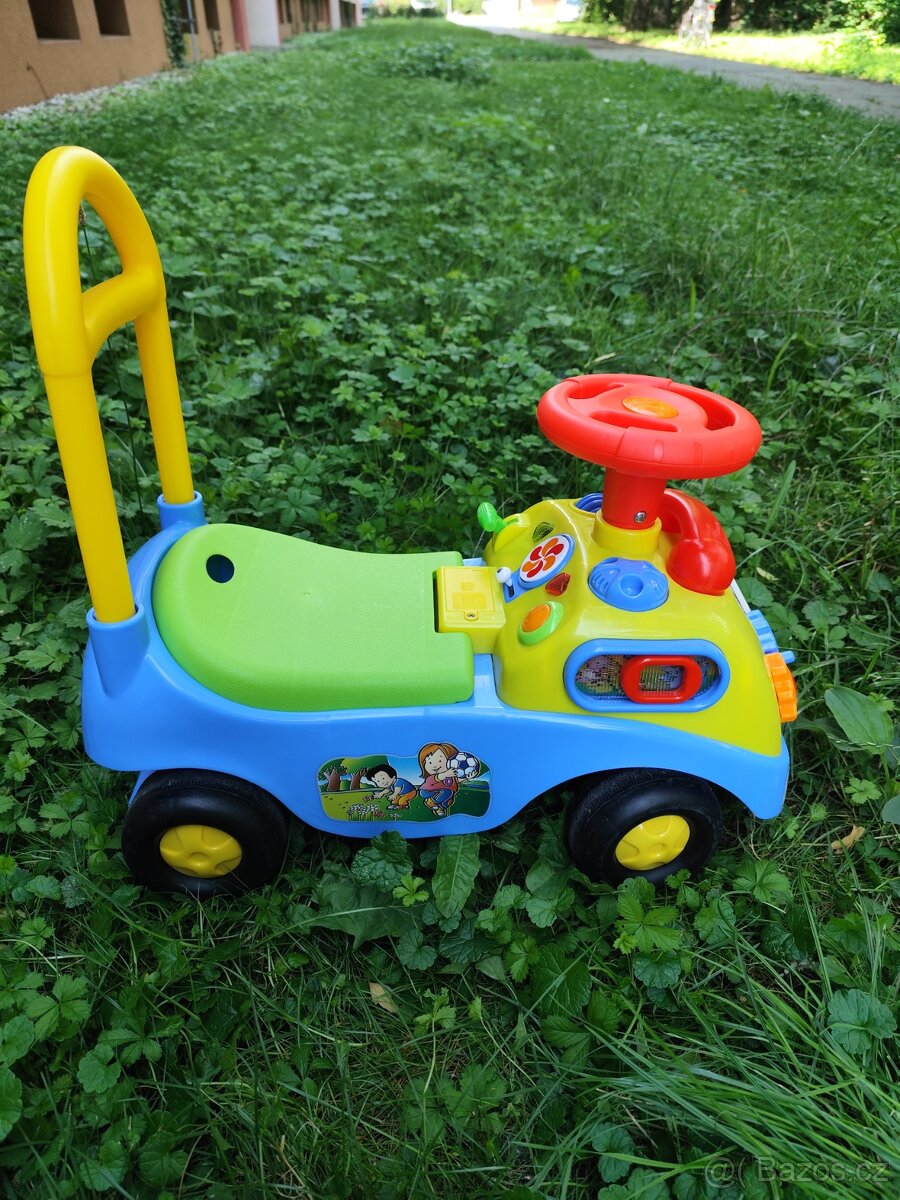 Odrážedlo autíčko (kiddieland)