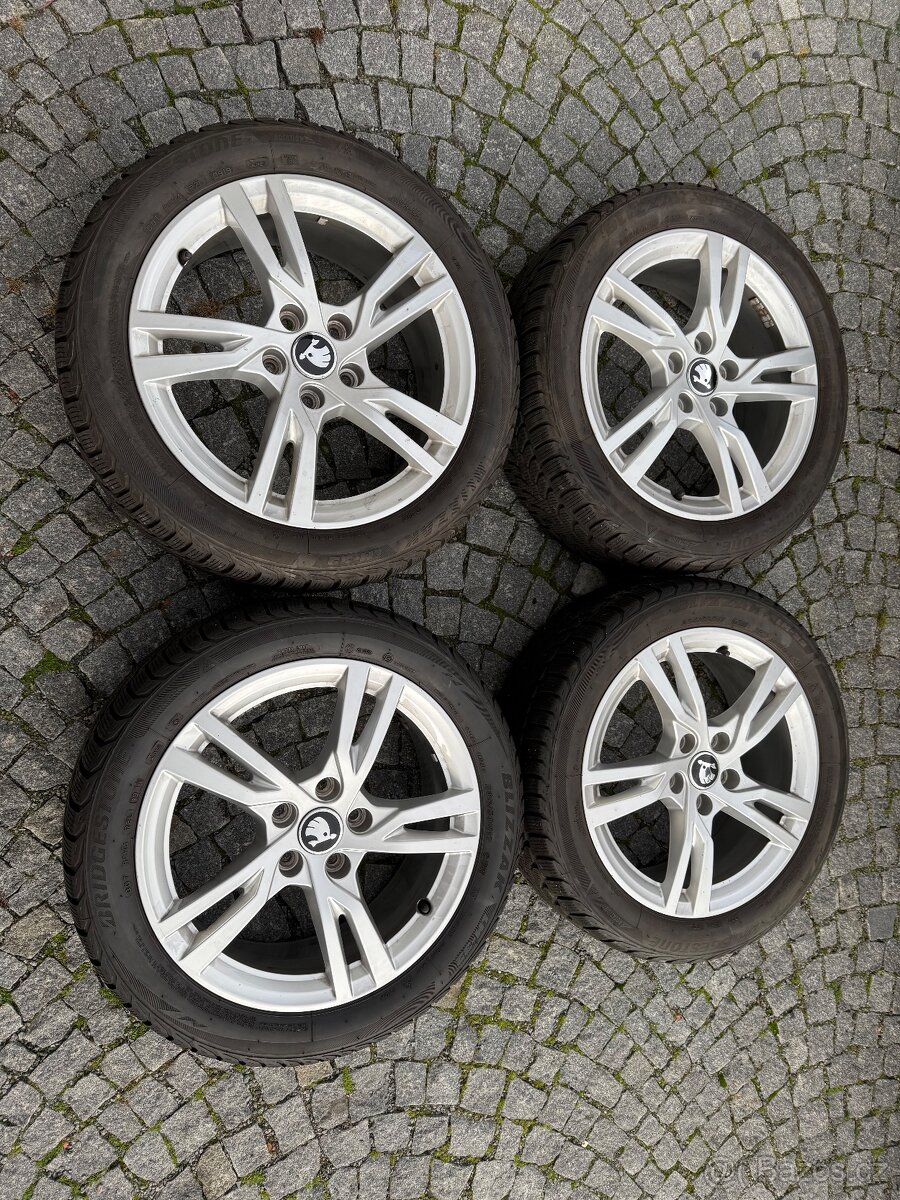 Litá kola 5x112 R17 se zimními pneu 205/50/17