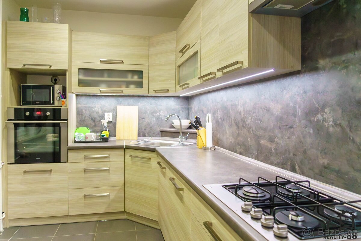 Prodej bytu 3+1 65 m², Karviná - Ráj, ev.č. 00059