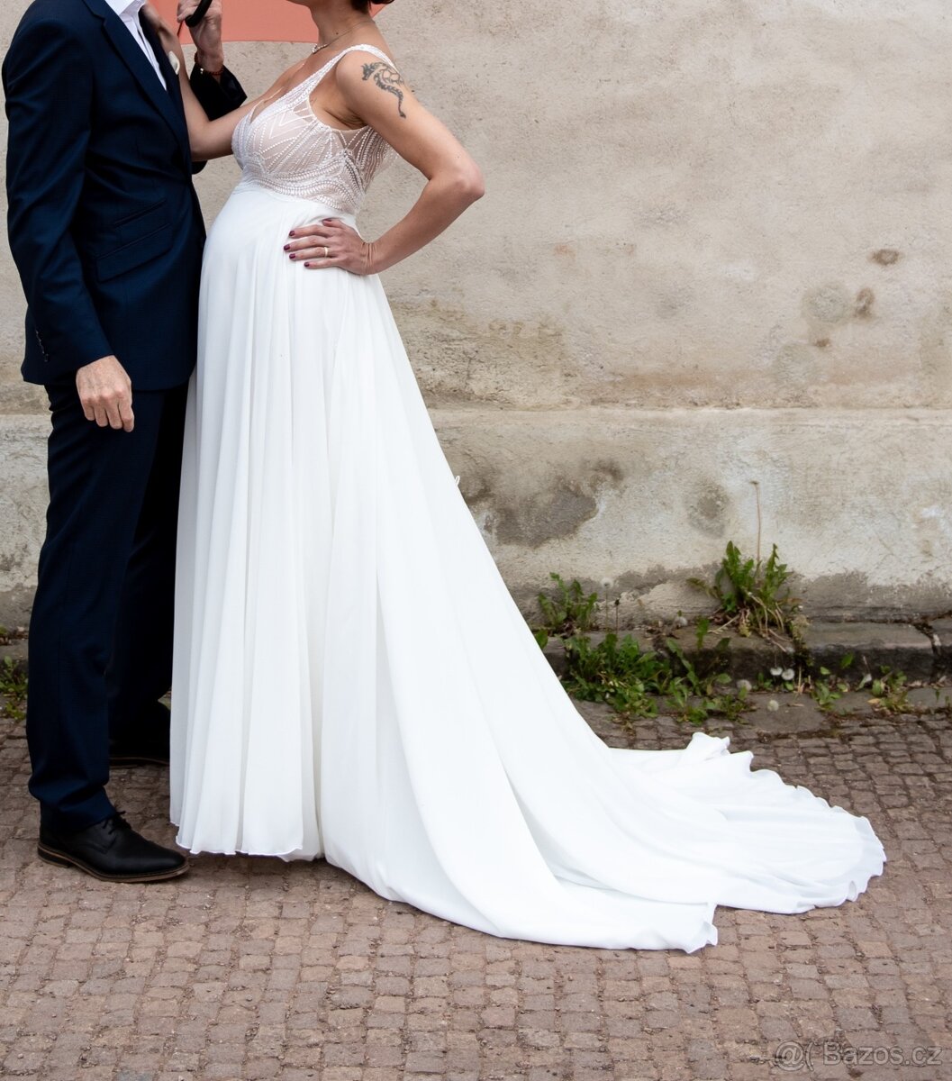 Svatební šaty 40/42 vhodné i jako těhotenské