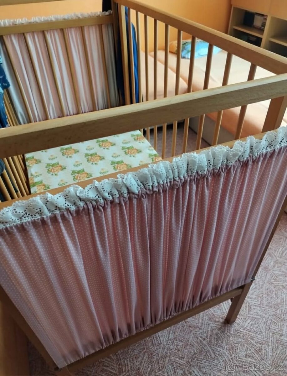 Dětská "retro" postýlka