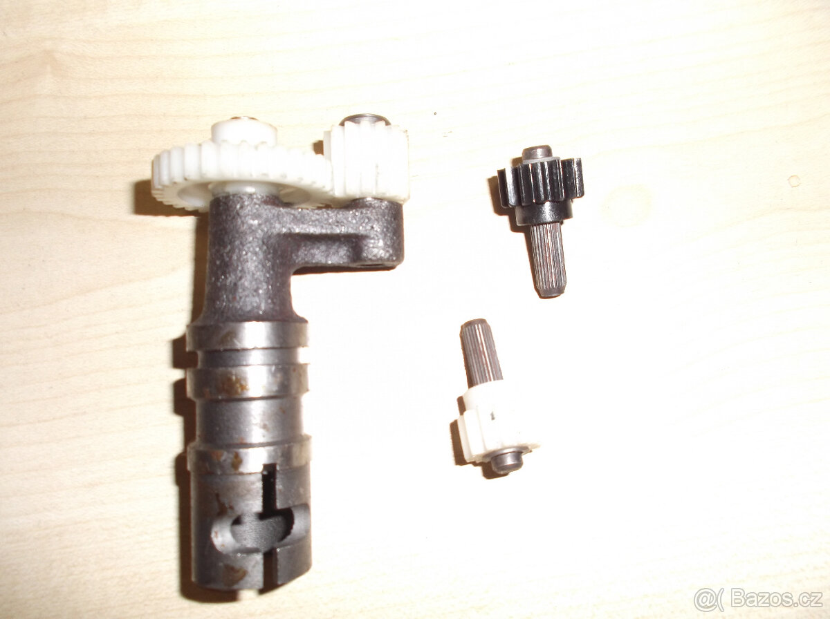 ŠKODA 100-FELICIE VENTILY-PŘÍCHYTKY A NÁHRADNÍ DÍLY