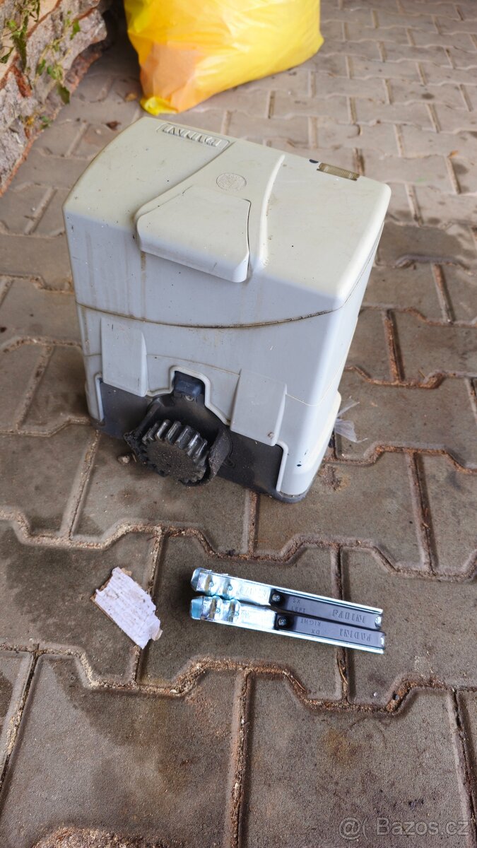 Pohon FADINI JUNIOR 624 pro posuvné brány